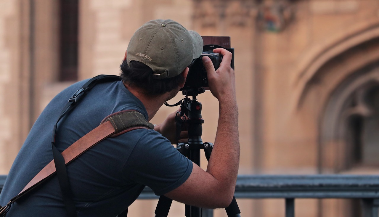 entdecken sie die faszinierende welt der reisefotografie! fangen sie atemberaubende landschaften, kulturelle höhepunkte und unvergessliche momente in ihren bildern ein. lassen sie sich inspirieren und verbessern sie ihre fotografischen fähigkeiten auf ihren reisen.