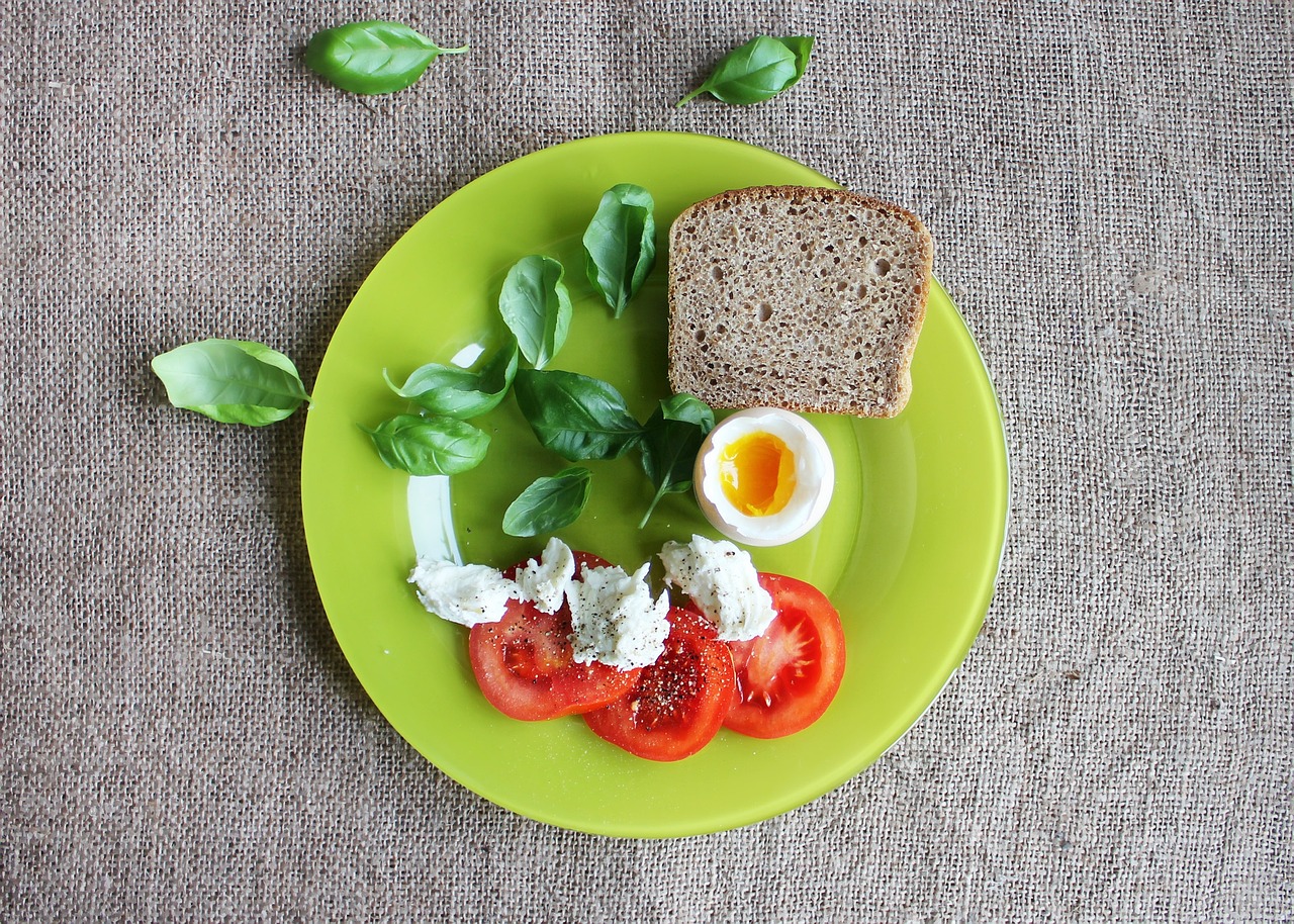 entdecken sie gesunde frühstücksoptionen, die ihnen energie für den tag geben! von nährstoffreichen smoothies bis zu proteinreichen haferflocken – starten sie gesund in den morgen.