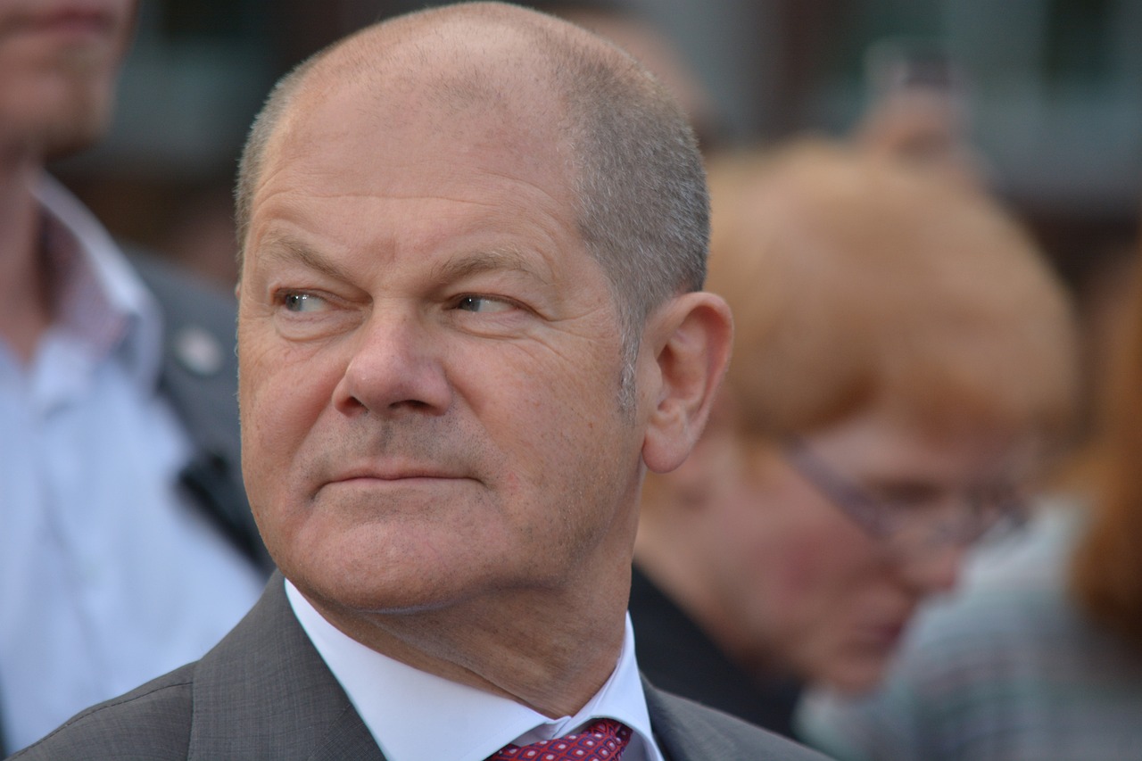 erfahren sie alles über olaf scholz, den deutschen politiker und bundeskanzler, seine politischen ansichten, errungenschaften und die herausforderungen, denen er sich gegenübersieht. entdecken sie die wichtigsten ereignisse seiner karriere und seine vision für deutschland.